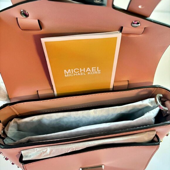 Michael Kors Manhattan Small Messenger Crossbody bag in a smokey rose color. - Picture 4 of 8